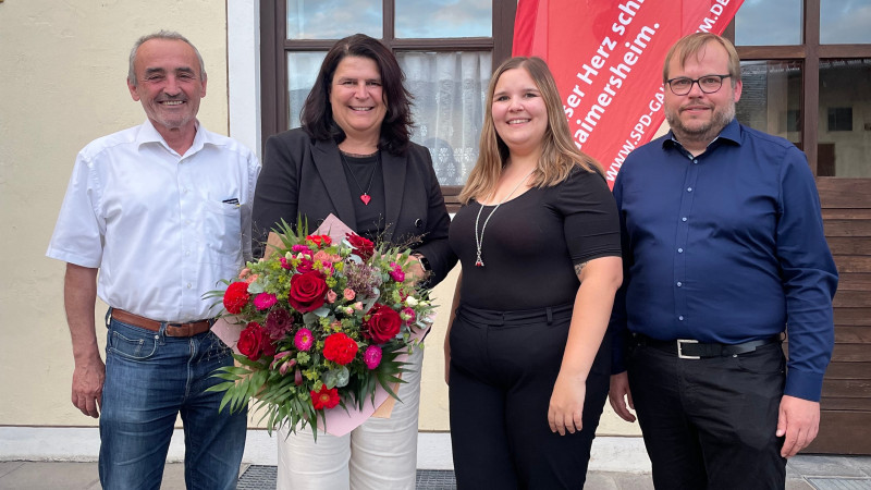 Neuer Vorstand und Bernd mit Andrea